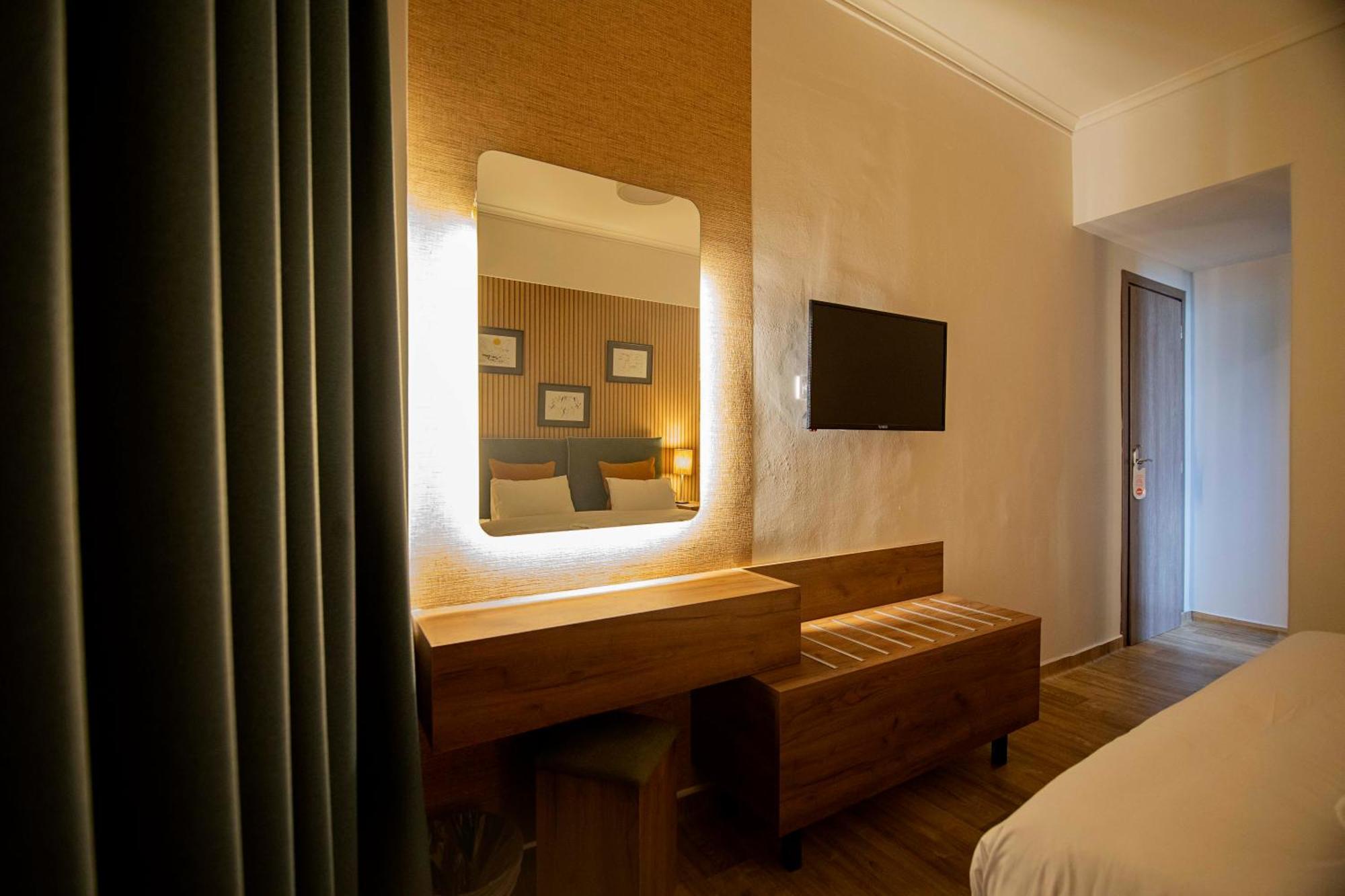 אתונה Falireon Hotel מראה חיצוני תמונה